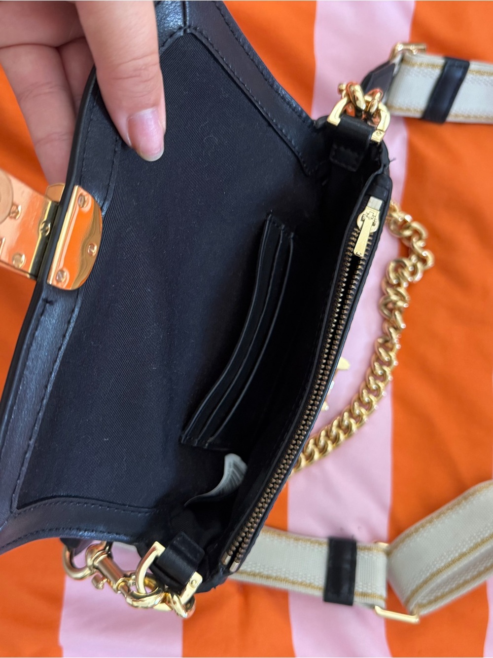 Marc Jacobs Black Leather Crossbody with Gold Chain and Canvas Strap - Picture 7 of 9